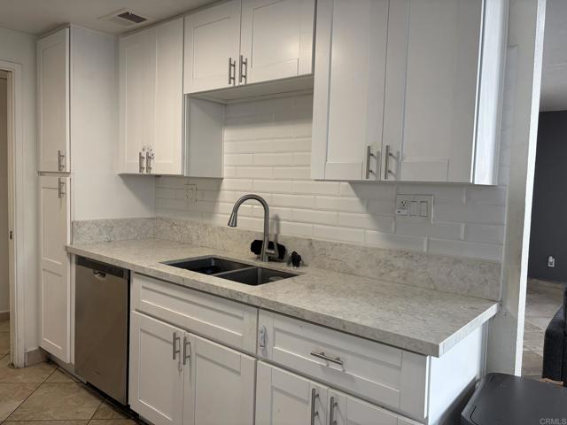 Detail Gallery Image 7 of 24 For 1691 Melrose Ave #F,  Chula Vista,  CA 91911 - 3 Beds | 2 Baths