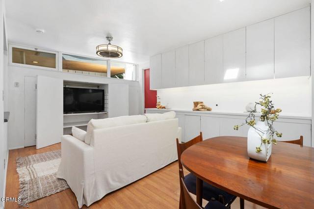 Detail Gallery Image 19 of 40 For 314 San Juan Way, La Canada Flintridge,  CA 91011 - 4 Beds | 2 Baths