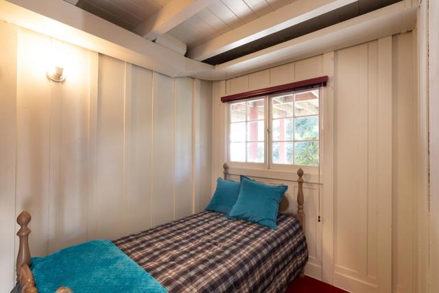 0 Crespi 2 NE of Flanders Way, Carmel CA: https://media.crmls.org/mediaz/07128615-9eb6-47a1-ae59-ea5bd187e64a.jpg