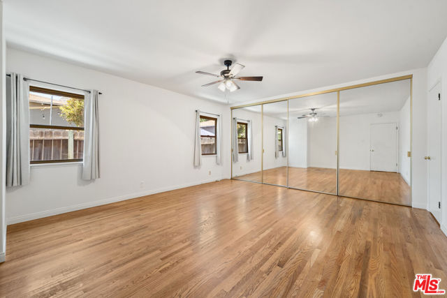 3016 Greenfield Avenue, Los Angeles CA: https://media.crmls.org/mediaz/07131309-a457-487b-aba7-e100eb0338aa.jpg