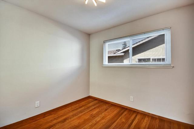 448 Kings Court, Campbell CA: https://media.crmls.org/mediaz/07139955-1dbb-4844-b0fa-610815b12434.jpg