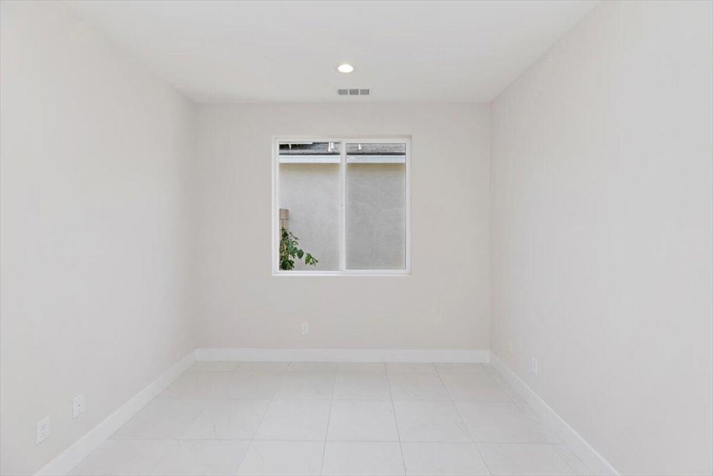 MLS #219141613PS image #16