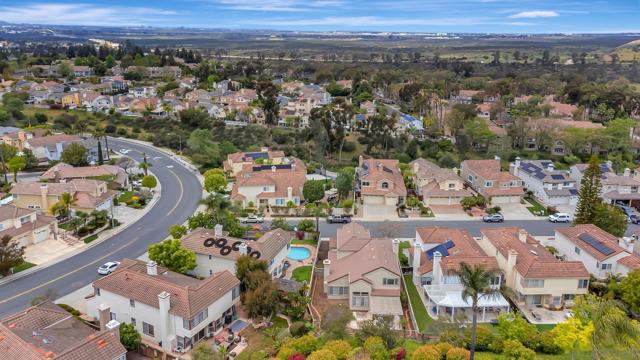 11515 Corte Playa Las Brisas, San Diego CA: https://media.crmls.org/mediaz/07154c7c-5f81-4c4f-82ec-af63ecb65a3b.jpg