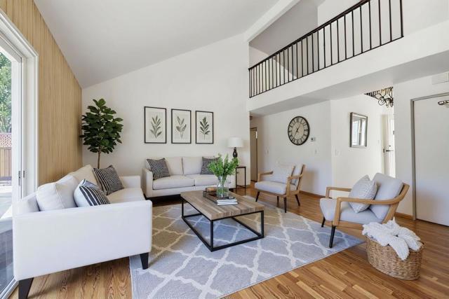 2280 Zoria Circle, San Jose CA: https://media.crmls.org/mediaz/0715ce52-d825-4838-96ee-7bfd019143b8.jpg