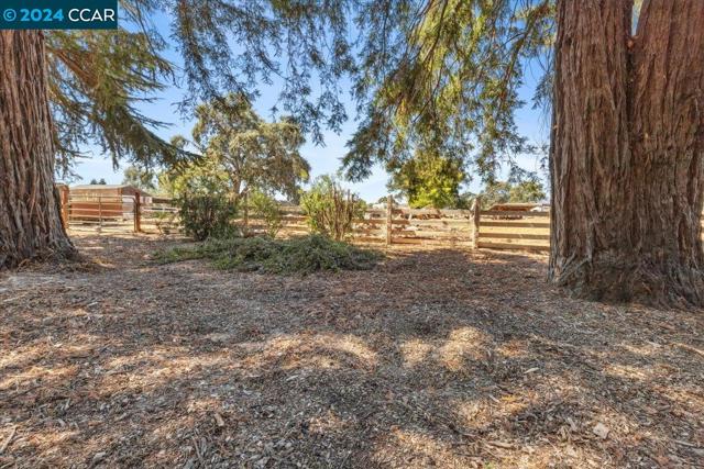 Image 16 of 40 For 3045 Big Ranch Rd