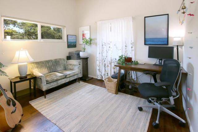 620 Rio Del Mar Boulevard, Aptos CA: https://media.crmls.org/mediaz/0716ef3a-4382-4971-b80d-6e92351580fb.jpg