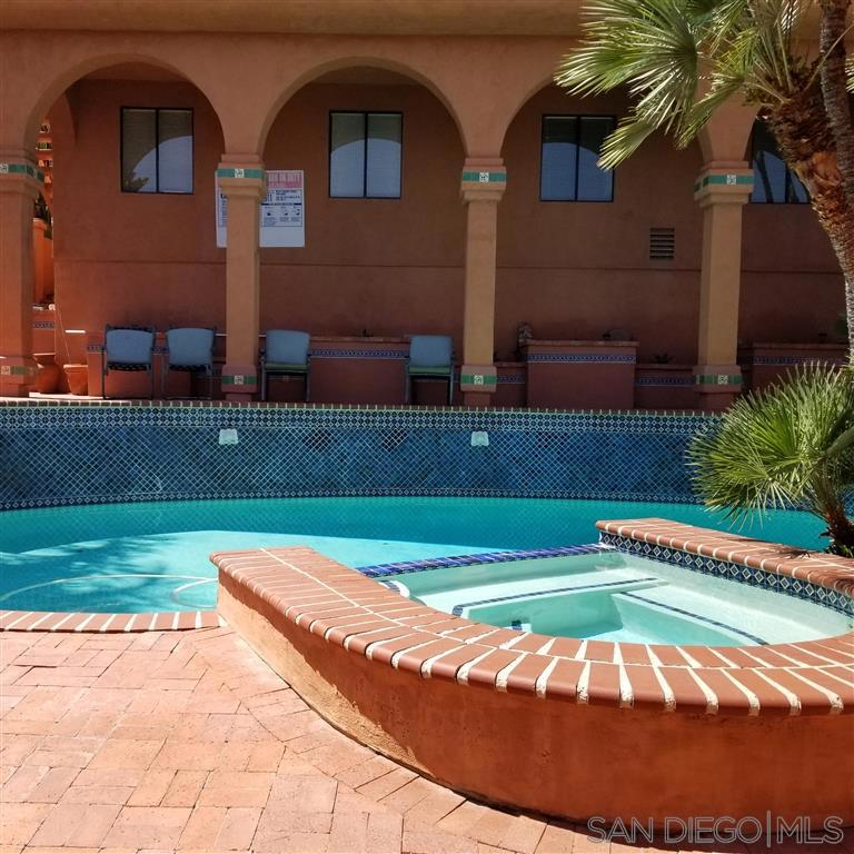 2164 Rosecrans - photo 15