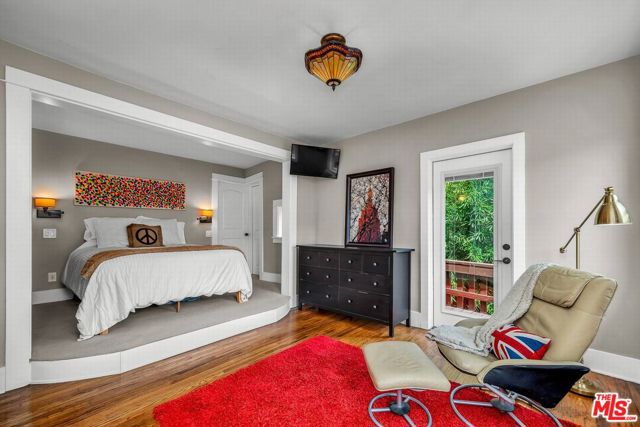 8181 Gould Avenue, Los Angeles CA: https://media.crmls.org/mediaz/07192397-c25e-41b6-b531-00dae1c2427c.jpg
