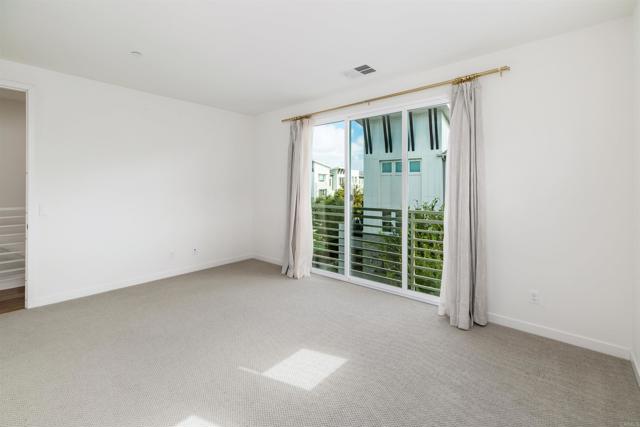 Detail Gallery Image 16 of 37 For 6140 Colt Pl #104,  Carlsbad,  CA 92009 - 3 Beds | 3/1 Baths