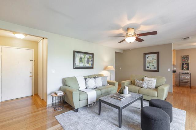 900 Cambridge Drive, Benicia CA: https://media.crmls.org/mediaz/071b570a-6c85-434f-810b-c26f801e3ae6.jpg