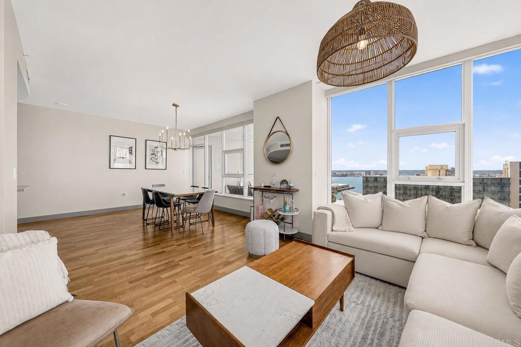 1325 Pacific Highway - photo 6