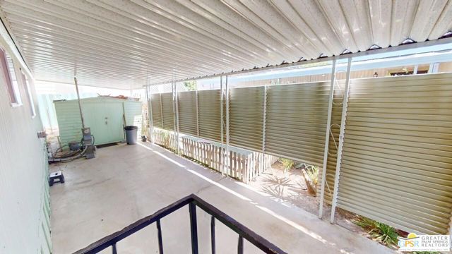 18555 Roberts Road, Desert Hot Springs CA: https://media.crmls.org/mediaz/071d1158-0171-48ed-b8a5-9cf64f96a55d.jpg