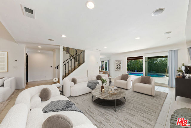 30630 Morning View Drive, Malibu CA: https://media.crmls.org/mediaz/071e1c2a-5e3f-456c-bd81-d8764080e9b2.jpg