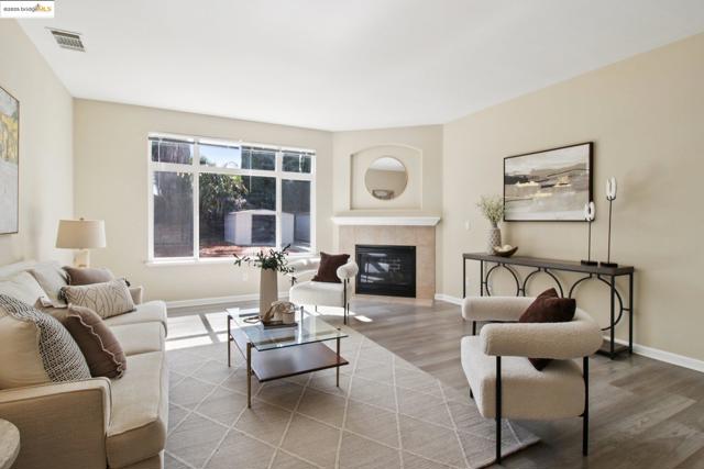 1838 Buck Mountain Ct, Antioch CA: https://media.crmls.org/mediaz/071e5485-3e0d-46e5-9ead-1ec80d733e5a.jpg
