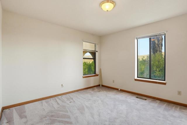 9019 Doubletree Lane,  CA: https://media.crmls.org/mediaz/071f67e9-c1be-45a8-a0bc-748ba44c9b1a.jpg