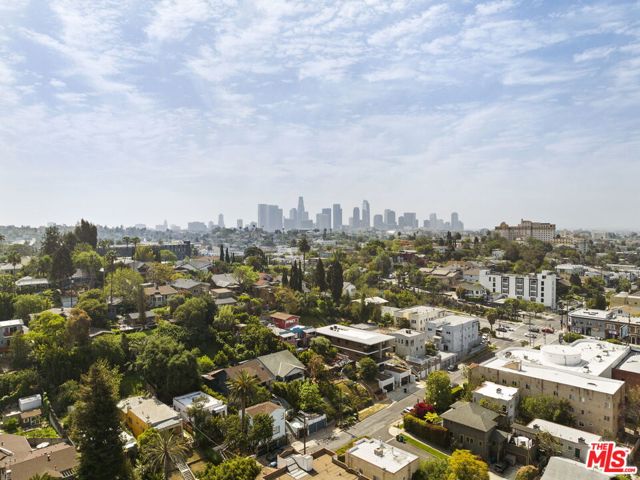 1140 N Coronado Street, Los Angeles CA: https://media.crmls.org/mediaz/07201fc4-e07d-4a11-9479-96b76c7a9ea6.jpg