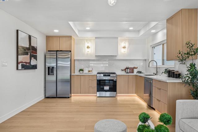 39850 Sundale Dr., Fremont CA: https://media.crmls.org/mediaz/07219815-174b-404e-b132-27a02976b3f0.jpg