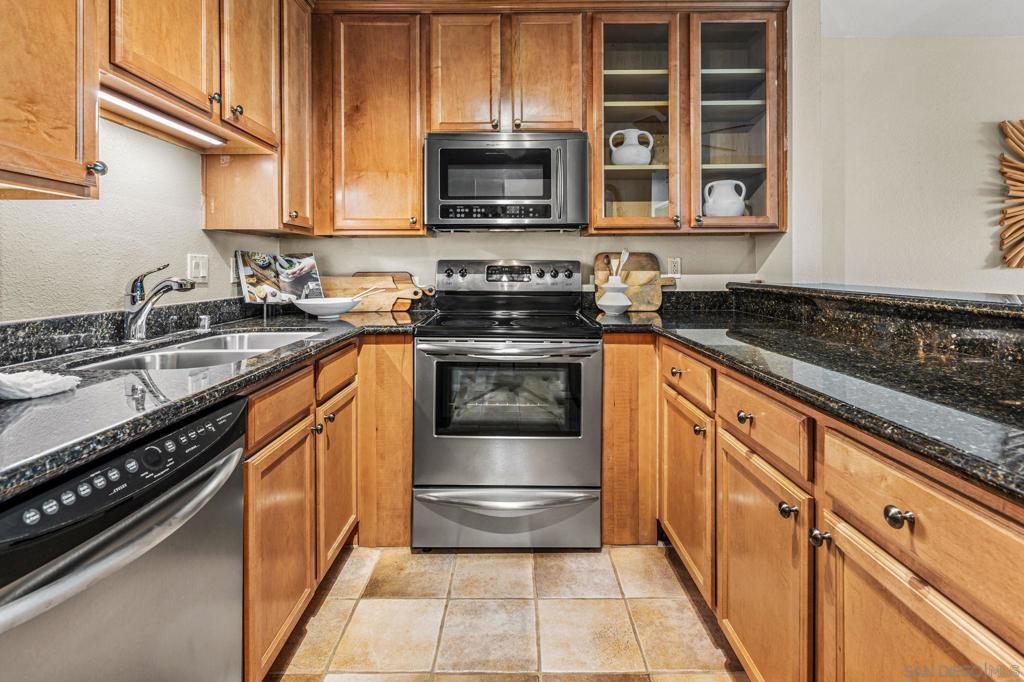 3030 Suncrest - photo 7