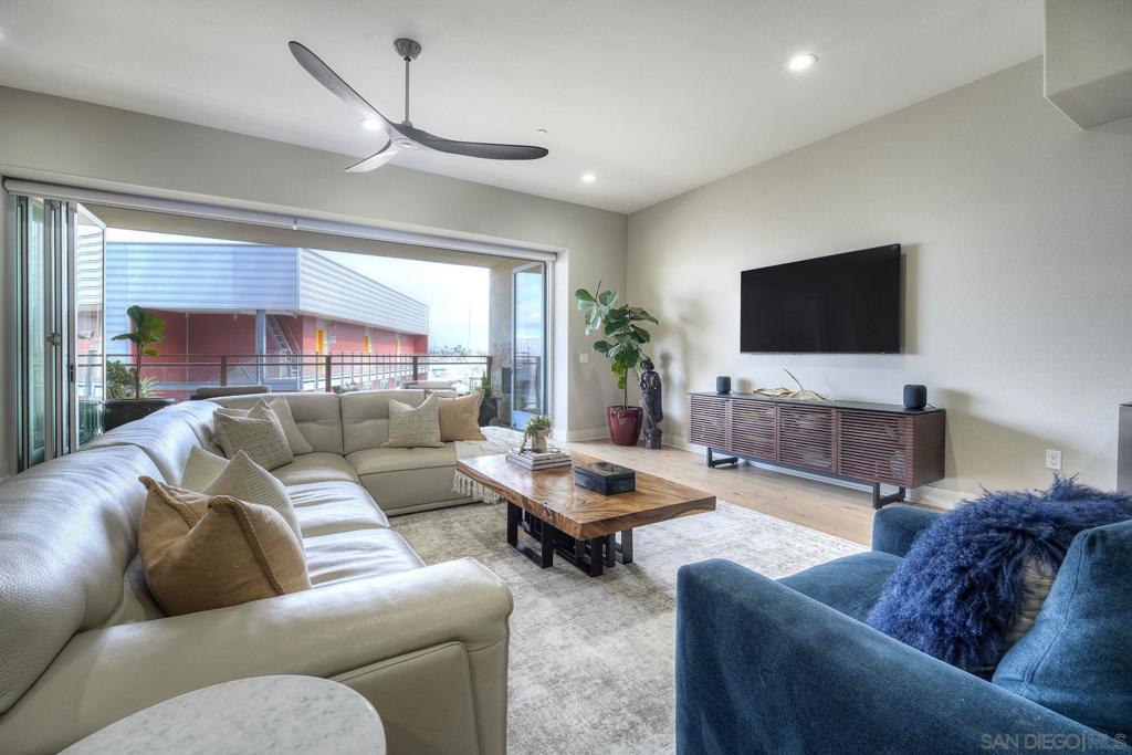 2820 Carleton St - photo 7