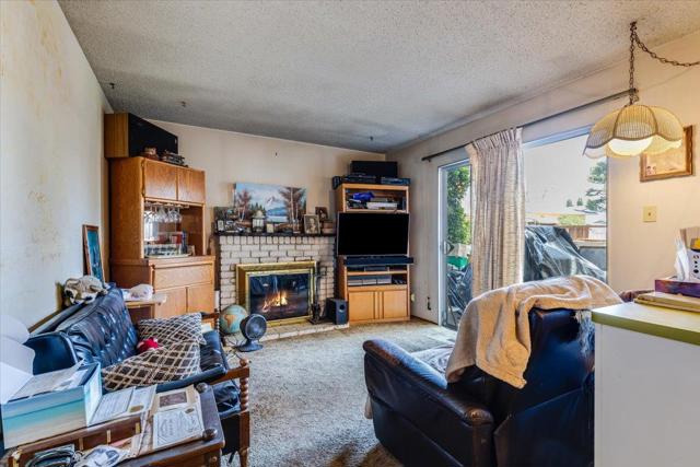 2074 Ashwood Lane, San Jose CA: https://media.crmls.org/mediaz/07229cc2-0059-4f2e-94d4-8855f2c1183f.jpg