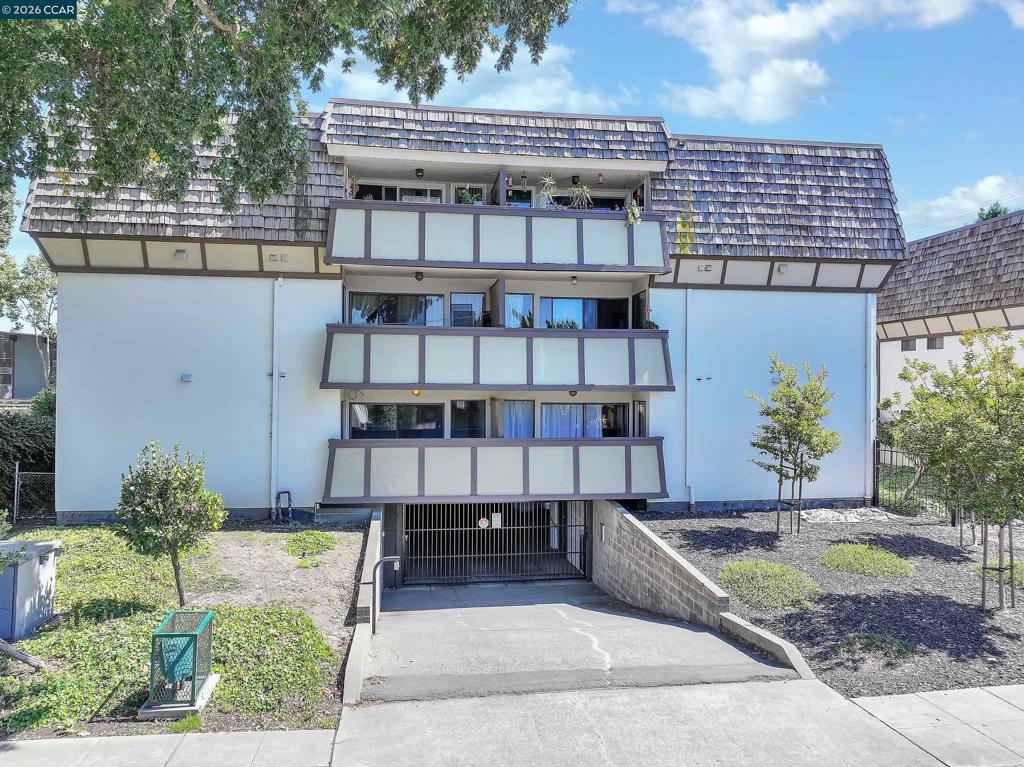 1550 Bancroft Ave #111