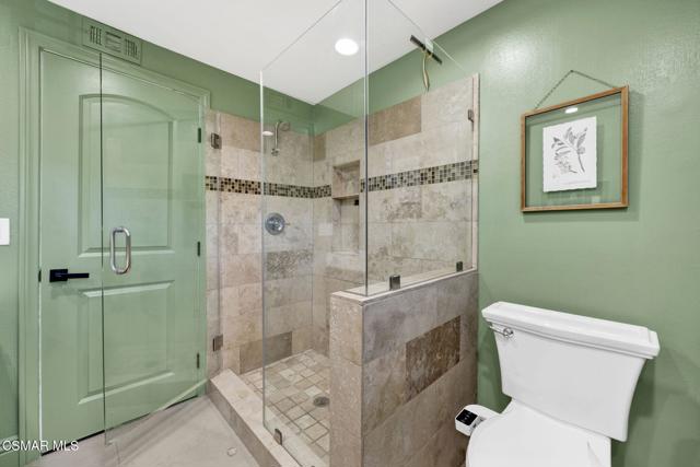 5308 Ambridge Drive, Calabasas CA: https://media.crmls.org/mediaz/0723730d-0db0-46e5-bdad-922973100a7b.jpg