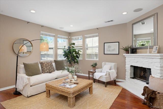 Detail Gallery Image 11 of 38 For 15809 Concord Ridge, San Diego,  CA 92127 - 4 Beds | 3/1 Baths
