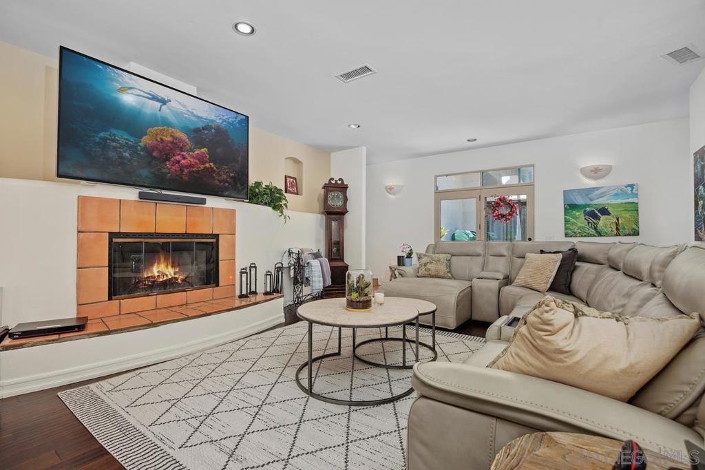 MLS #250035645SD image #13