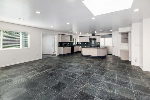 8686 Cliffridge Ave., La Jolla CA: https://media.crmls.org/mediaz/0724c775-5c9f-484f-ae13-13c3c212a474.jpg