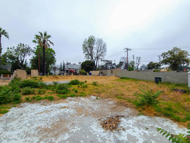 356 W Palm Street, Altadena CA: https://media.crmls.org/mediaz/0724e27f-f6fc-4d82-98ee-756bb4ec617c.jpg