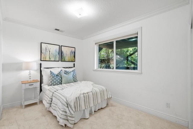 Image 41 of 85 For 100 Hollywood Avenue