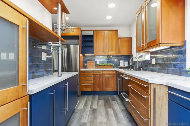 2619 Montclair Street, San Diego CA: https://media.crmls.org/mediaz/07262ec7-b6c4-4e58-8d7d-521974bed2a6.jpg