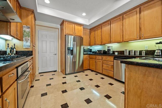 2196 Silverado Street, San Marcos CA: https://media.crmls.org/mediaz/0726b915-d436-421e-9b43-0735603d7373.jpg