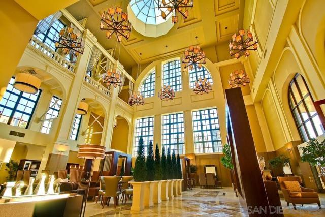 700 W E St, San Diego CA: https://media.crmls.org/mediaz/07274eca-2f31-4b3f-a5fe-e5810a228883.jpg