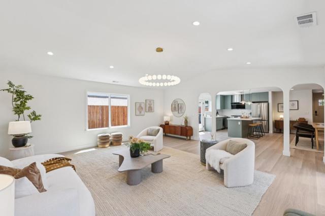 1034 Delaware Way, Livermore CA: https://media.crmls.org/mediaz/07275ceb-4974-4d83-817f-a388c200103b.jpg