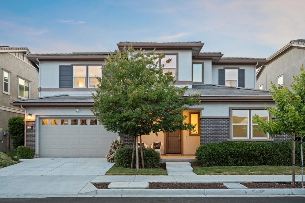 6757 Grasshopper Avenue