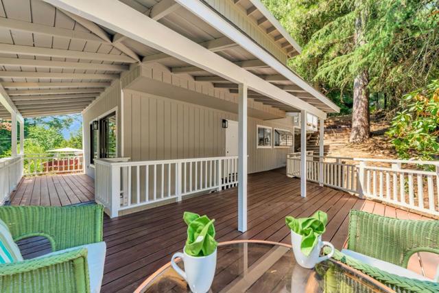 21683 Summit Road, Los Gatos CA: https://media.crmls.org/mediaz/07284267-ff64-4c12-880e-f47bb5e46c27.jpg