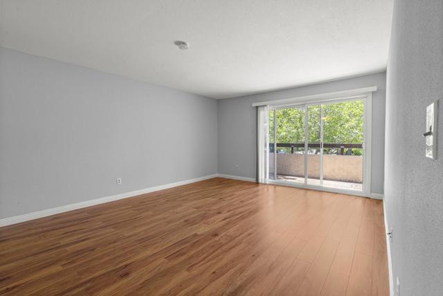 293 Tradewinds Drive, San Jose CA: https://media.crmls.org/mediaz/0728ef4f-809e-45bd-9387-023a505e48b4.jpg