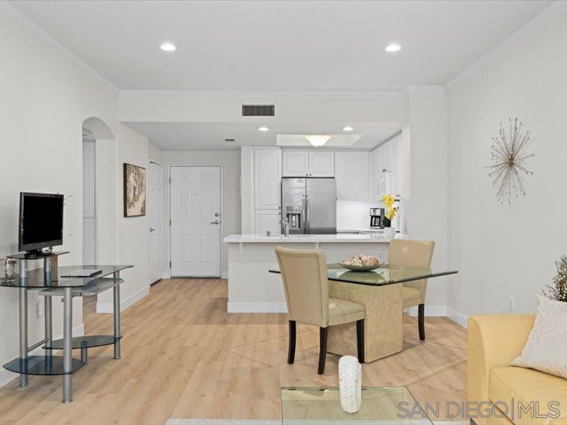 9237 Regents Rd. - photo 8