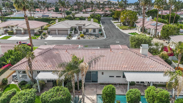 12 Via Elegante, Rancho Mirage CA: https://media.crmls.org/mediaz/072ad8bc-3484-426b-b20e-73cc469f46e4.jpg