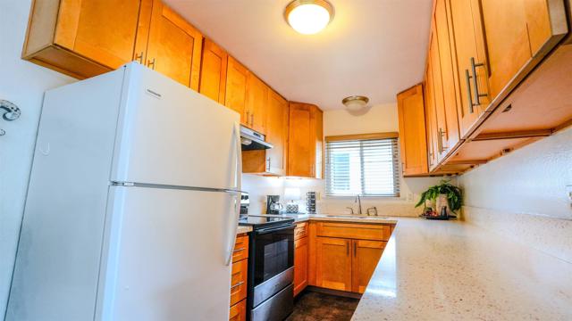 Detail Gallery Image 7 of 16 For 6622 Omega Dr, –,  CA 92139 - 2 Beds | 1 Baths