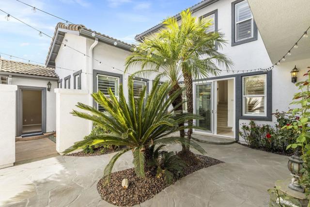 2337 Douglaston Glen, Escondido CA: https://media.crmls.org/mediaz/072b4f46-3516-4fff-b58c-9328a23c49c9.jpg
