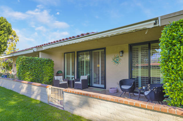 35 La Ronda Drive, Rancho Mirage, CA 92270