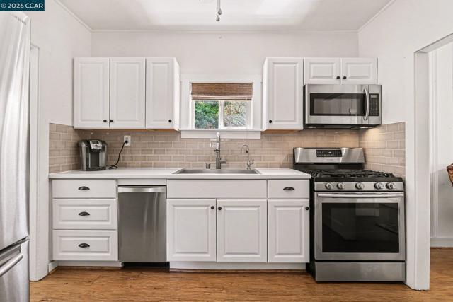 1451 Franklin Canyon Rd, Martinez CA: https://media.crmls.org/mediaz/072caa63-4012-4740-8a29-07f05df1107e.jpg