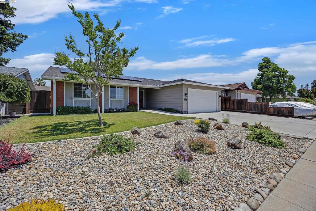 1778 El Padro Dr