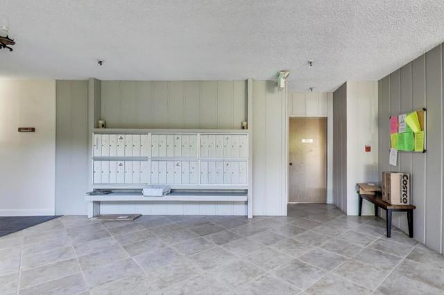 525 Almer Road, Burlingame CA: https://media.crmls.org/mediaz/072f5d73-25d5-4a95-8797-a30d7f6f64c7.jpg