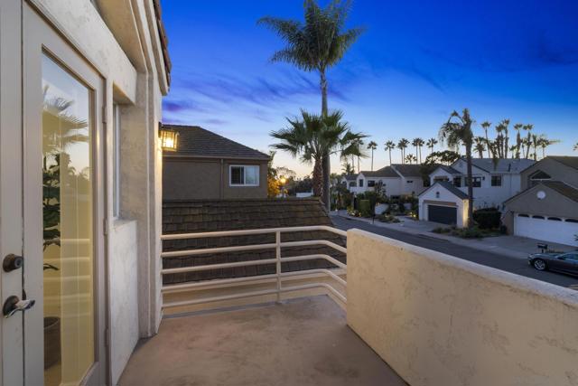 55 Spinnaker Way, Coronado, California 92118, 3 Bedrooms Bedrooms, ,2 BathroomsBathrooms,Single Family Residence,For Sale,Spinnaker Way,250038158SD