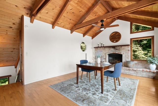 120 Bella Vista Lane, Watsonville CA: https://media.crmls.org/mediaz/07305588-2528-4dc0-93b9-dcf6dc82f84c.jpg