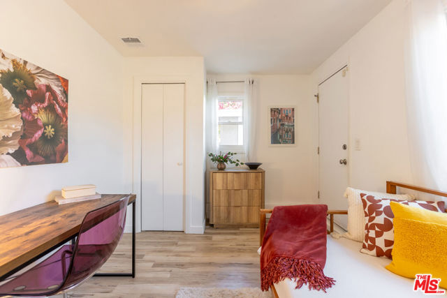 1519 Morton Terrace, Los Angeles CA: https://media.crmls.org/mediaz/07306d41-07d2-455d-8ae1-ebcbba120f49.jpg