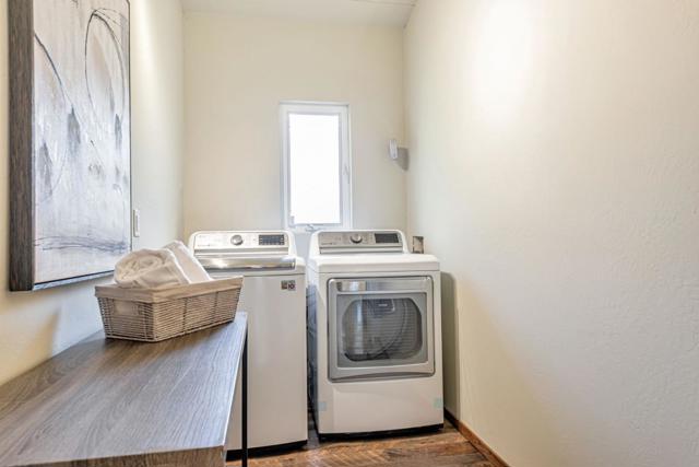1620 Notre Dame Avenue, Belmont CA: https://media.crmls.org/mediaz/0731012a-1366-4c0a-aaea-da5340e845d7.jpg